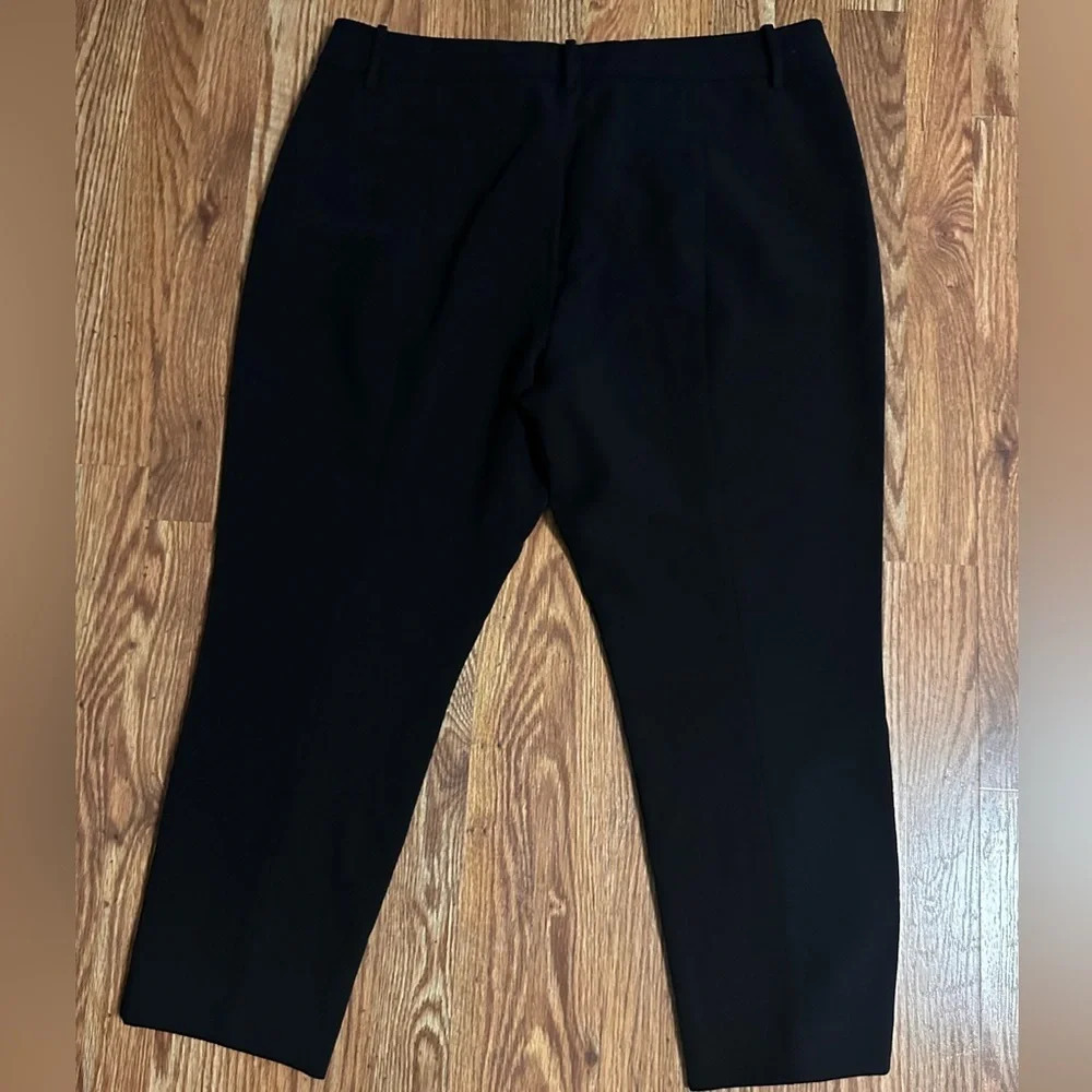 Kirkland Signature trousers for women, size 16